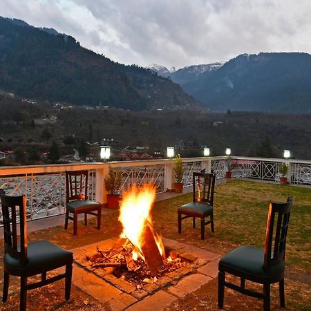 Mastiff Grand Manali Resort Екстер'єр фото