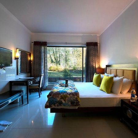 Mastiff Grand Manali Resort Екстер'єр фото