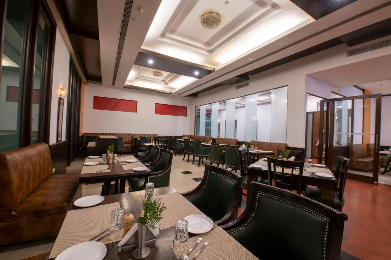 Mastiff Grand Manali Resort Екстер'єр фото