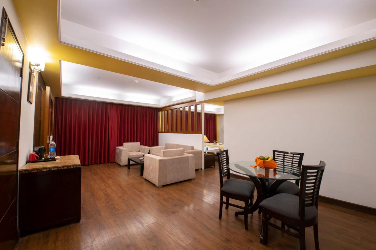 Mastiff Grand Manali Resort Екстер'єр фото