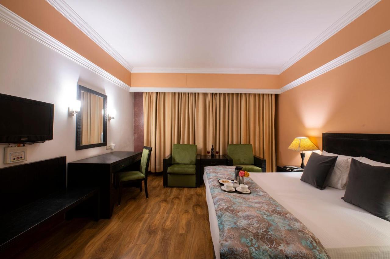Mastiff Grand Manali Resort Екстер'єр фото