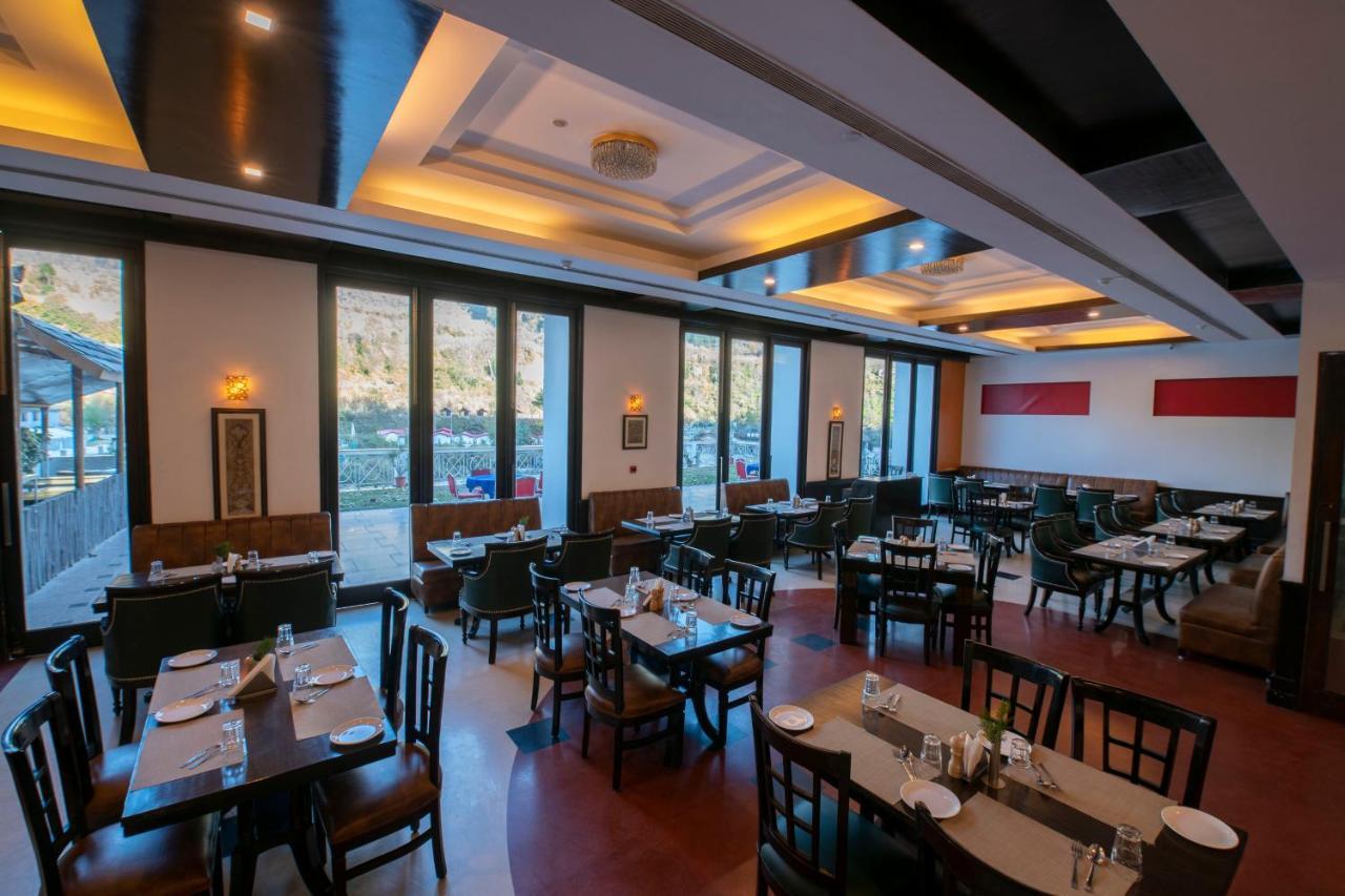Mastiff Grand Manali Resort Екстер'єр фото
